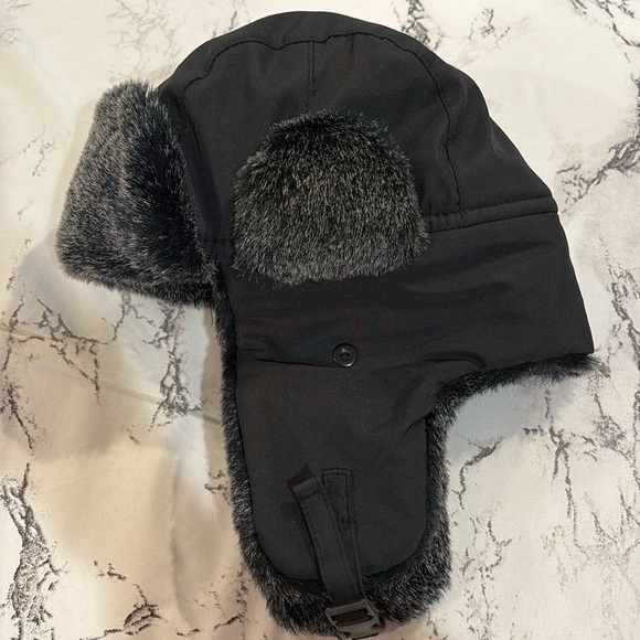 EUC Toddler Boys Trapper Winter Hat - Picture 3 of 5